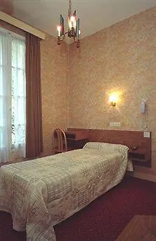 Hotel Des 3 Nations Paris