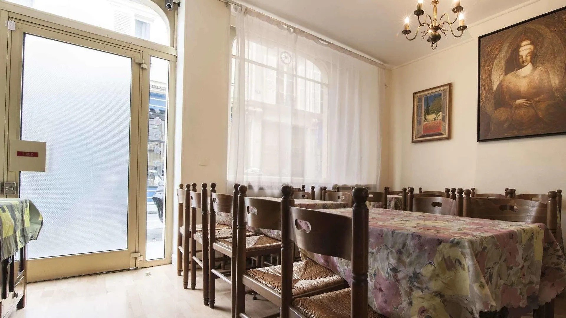 Hotel Des 3 Nations Paris