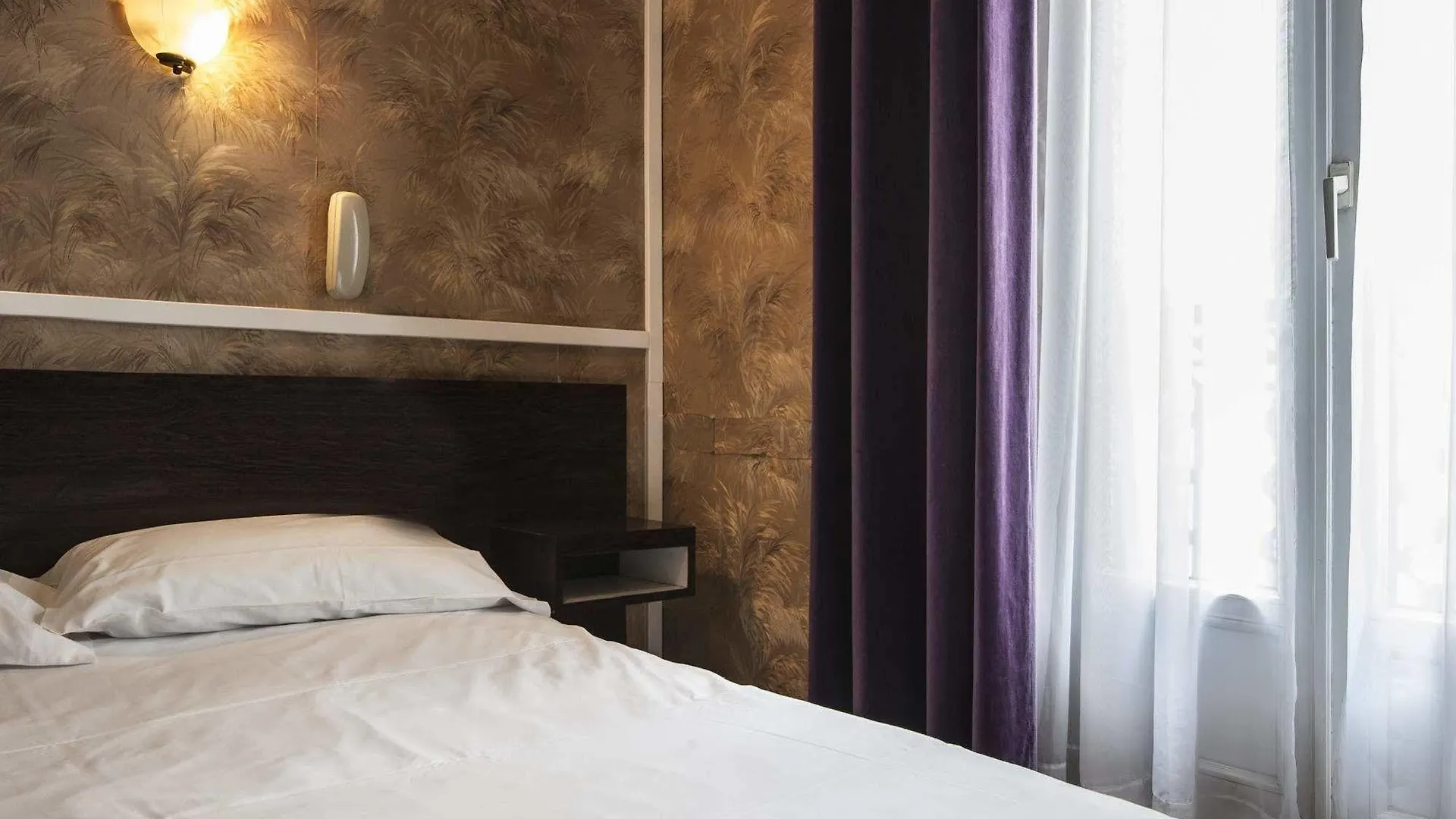 Hotel Des 3 Nations Paris França