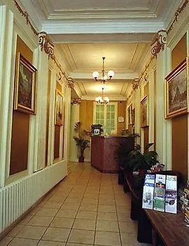 Hotel Des 3 Nations Paris